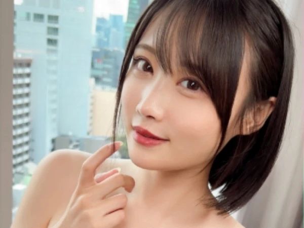 【ユニドルJDの裏バイト】『生はダメぇ…』某大学アイドルグループの中心メンバーが、ハメ撮り撮影で本気の喘ぎ声！制服の下は敏感ボディ、生チ○ポの快感に耐えきれず種付けピストンでイキまくり！♡
