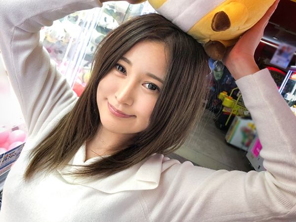 【23歳素人美少女の寝起き生ハメSEX】いつの間にかAV出演！？無防備な姿で激しく突かれて絶頂を繰り返すウブな娘のガチイキ映像！！