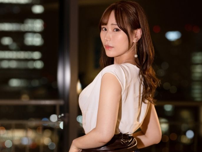 【美熟女との贅沢な夜】高級デートからホテルへ…変態セックスでクリトリスを刺激しまくり！圧倒的な美しさとエロさが融合した最高の一夜を過ごす！！