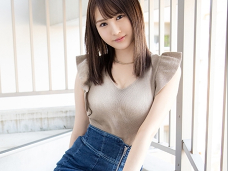 【素人宅訪問エッチ】エチエチ美女が一般男性を逆ナンパ！素人チンコを優しく包み込む極上おマンコで、素人男性がメロメロ♥ 家庭訪問セックスで大興奮！