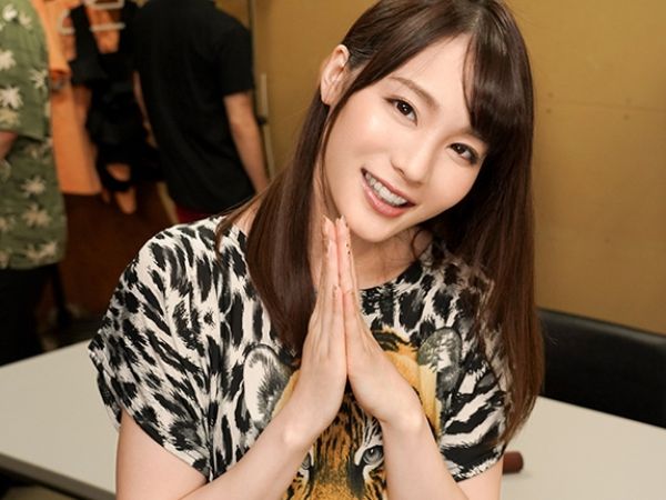 【関西弁お姉さんのベロチューSEX】「アカン…気持ちよすぎる…」エロかわお姉さんが方言で喘ぐ！ベロチューしながら濃厚に絡み合う、主観で味わう最高の快感！♡