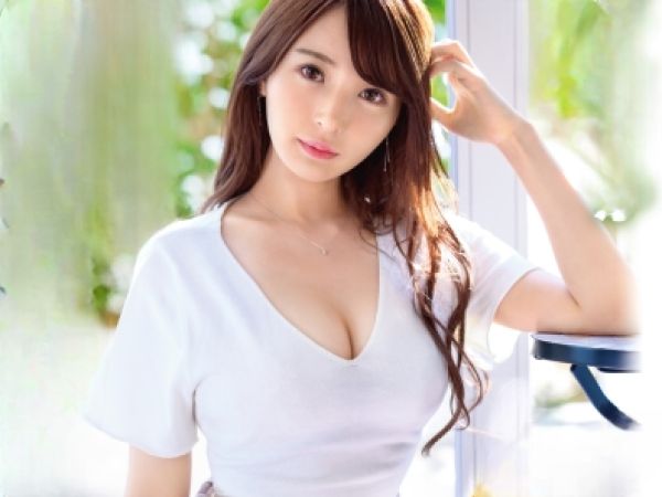 【性欲強めラウンドガール】ムチムチ美尻美女が格闘技の熱気そのままに、極上ボディで腰振り騎乗位!フェラも絶品、エロさ全開のセックス三昧♡